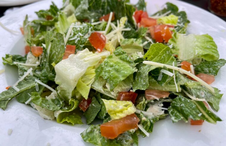 Dressing apart vragen: slim kiezen bij een lunchsalade